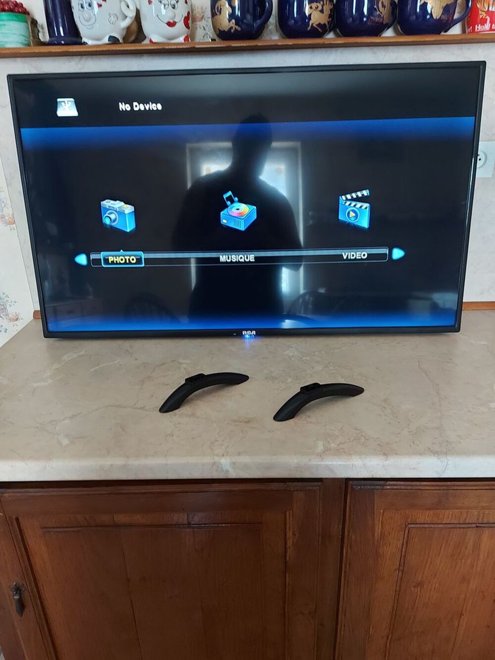 Tv full HD 110 cm Photos/Video/TV