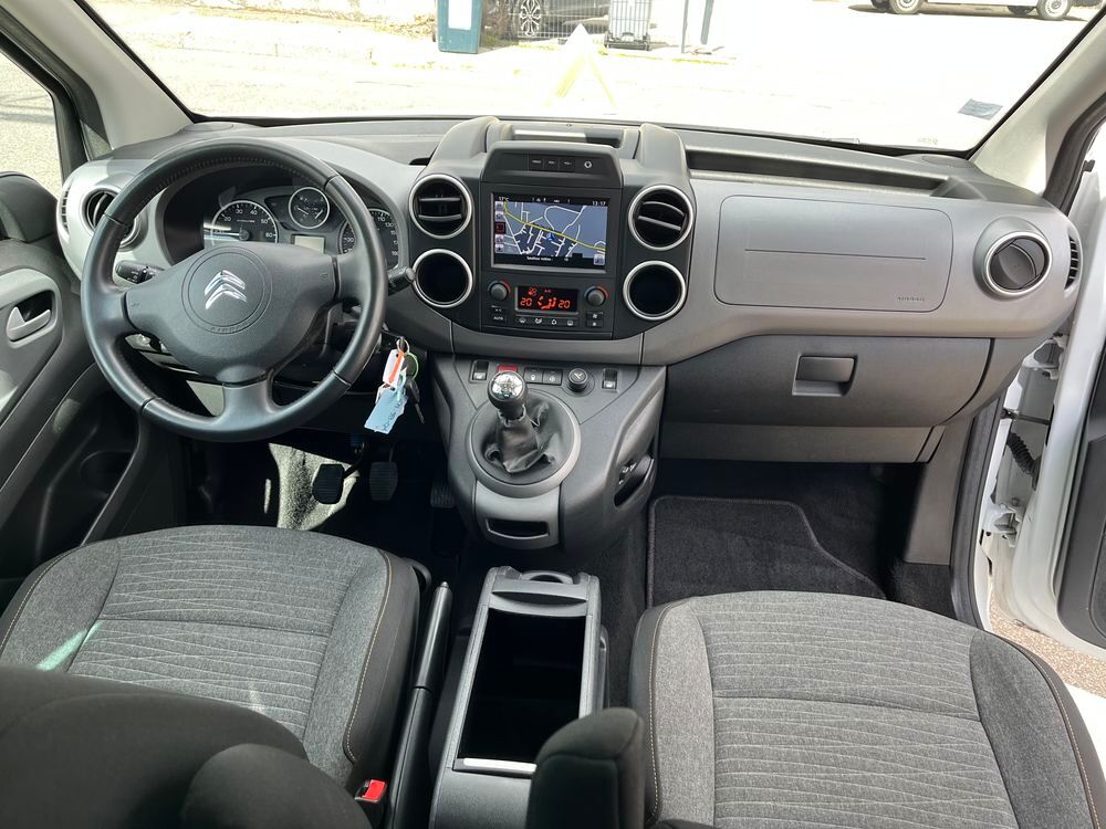 Berlingo Multispace PureTech 110 S&S BVM5 Shine 2017 occasion 42700 Firminy