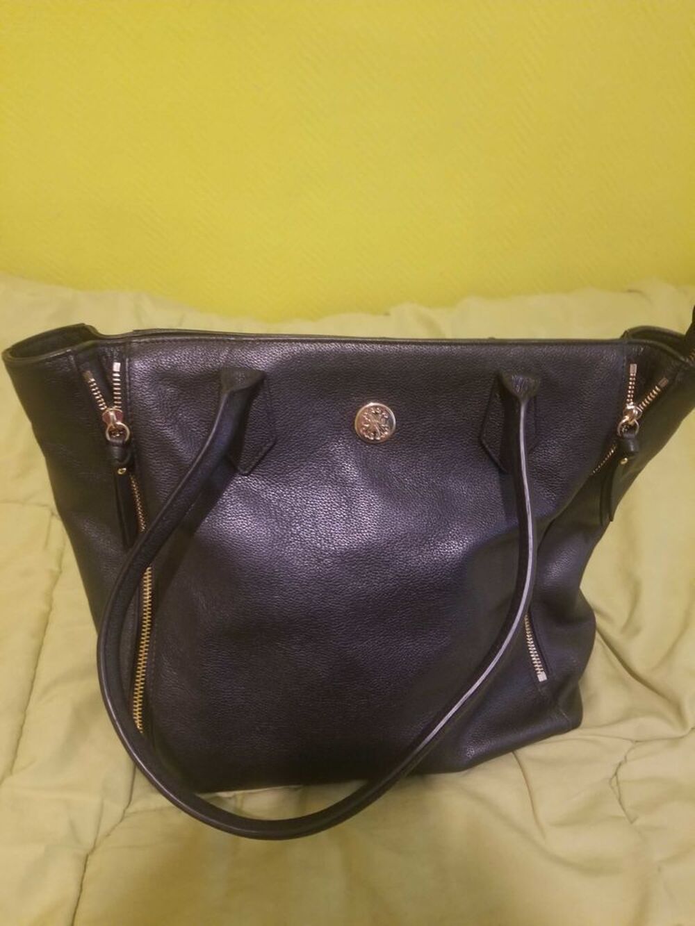 sac cabas cuir noir femme Christian Lacroix Maroquinerie