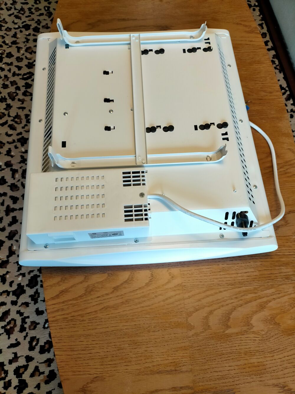 RADIATEUR AIRSTORM LYM14-1000B Electroménager