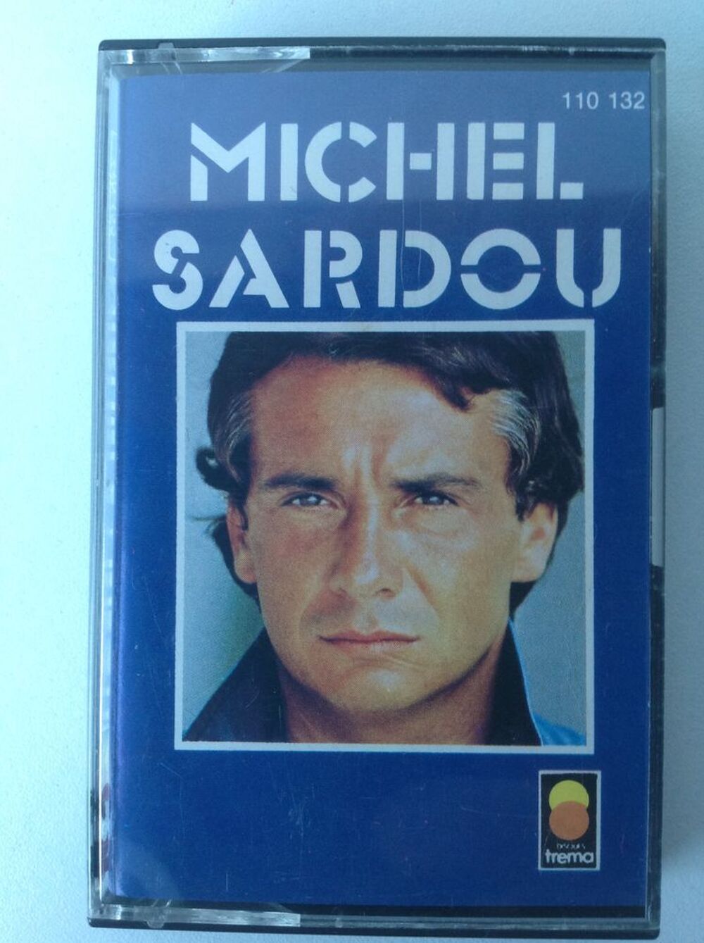 MICHEL SARDOU CASSETTE AUDIO 8 TITRES Envoi Possible
CD et vinyles