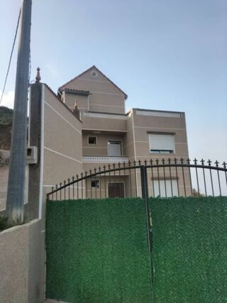  Villa � vendre 5 pi�ces 300 m� B�ja�a, alg�rie