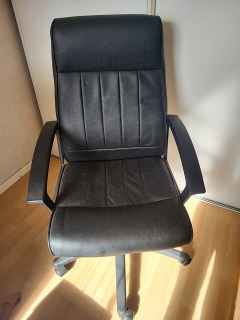 Fauteuil bureau 8 Clermont-Ferrand (63)