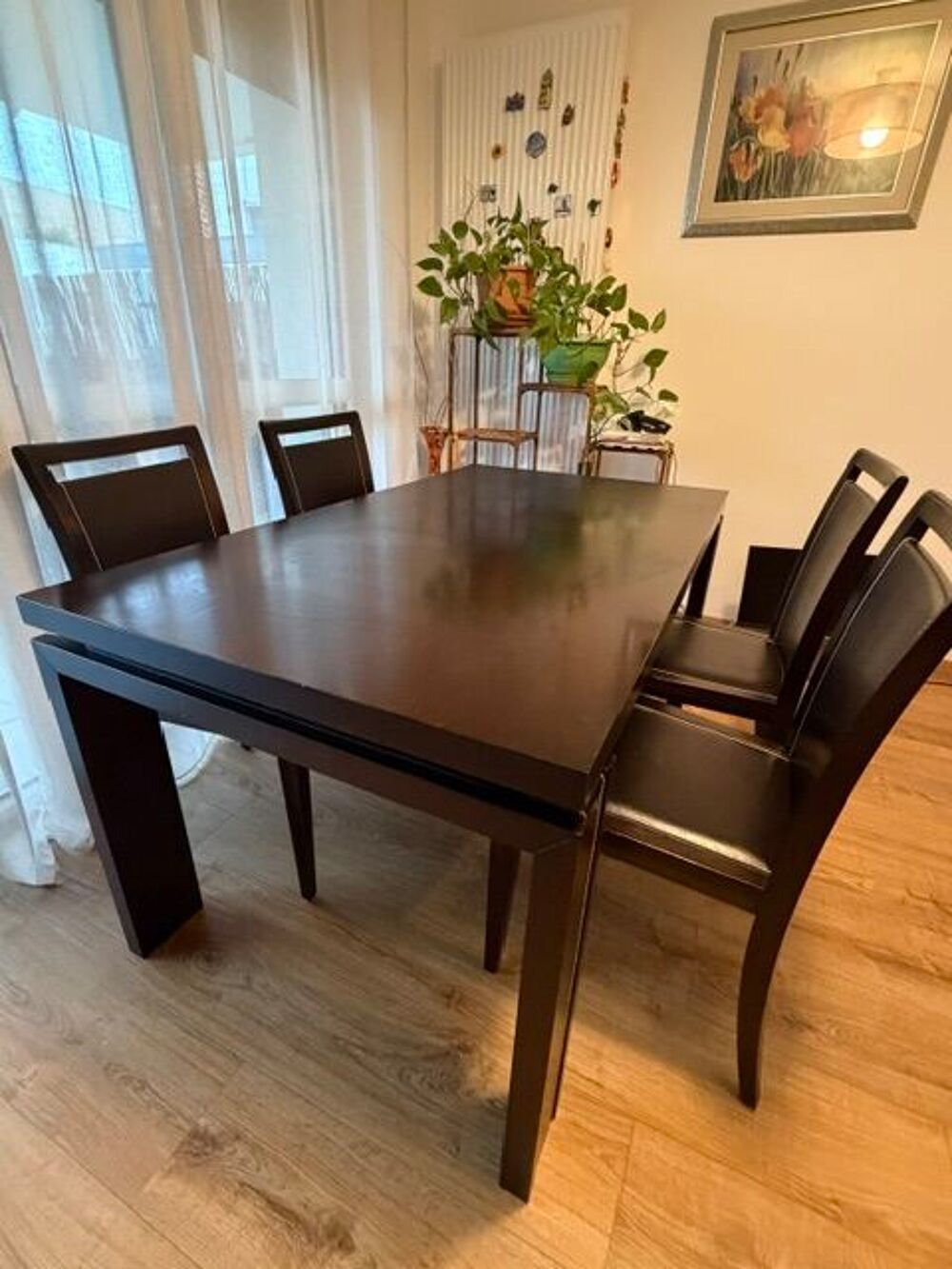 Table &agrave; manger 150 &times; 85 cm + 4 chaises ? Tr&egrave;s bon &eacute;tat Meubles