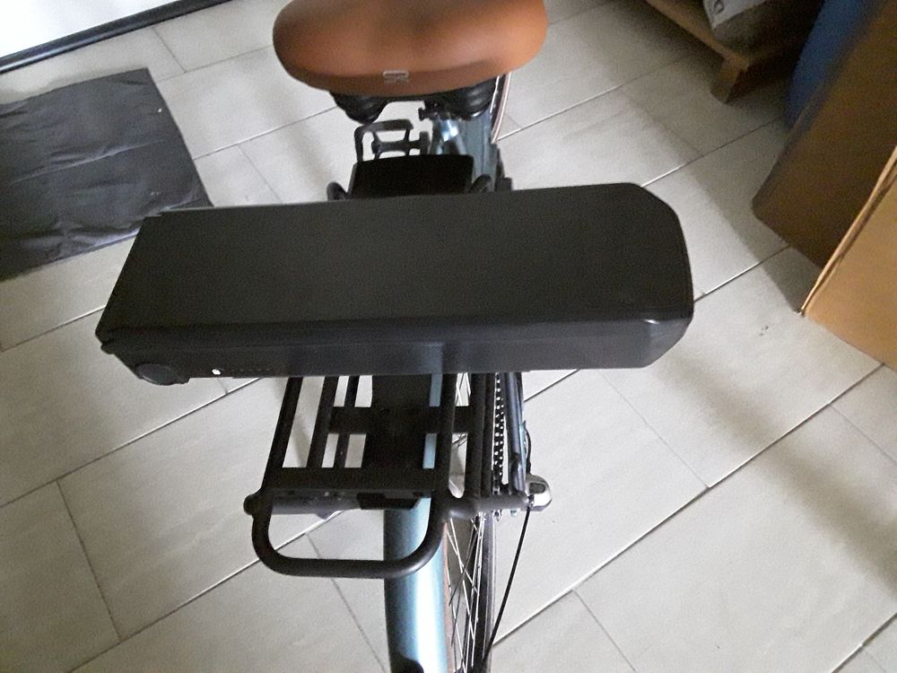 Velo en tr&egrave;s bon &eacute;tat peut de km cause de d&eacute;c&egrave;s Vélos