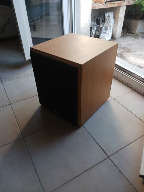 caisson de basse 8 ohms preamplifi� studio lab 60 Montpellier (34)