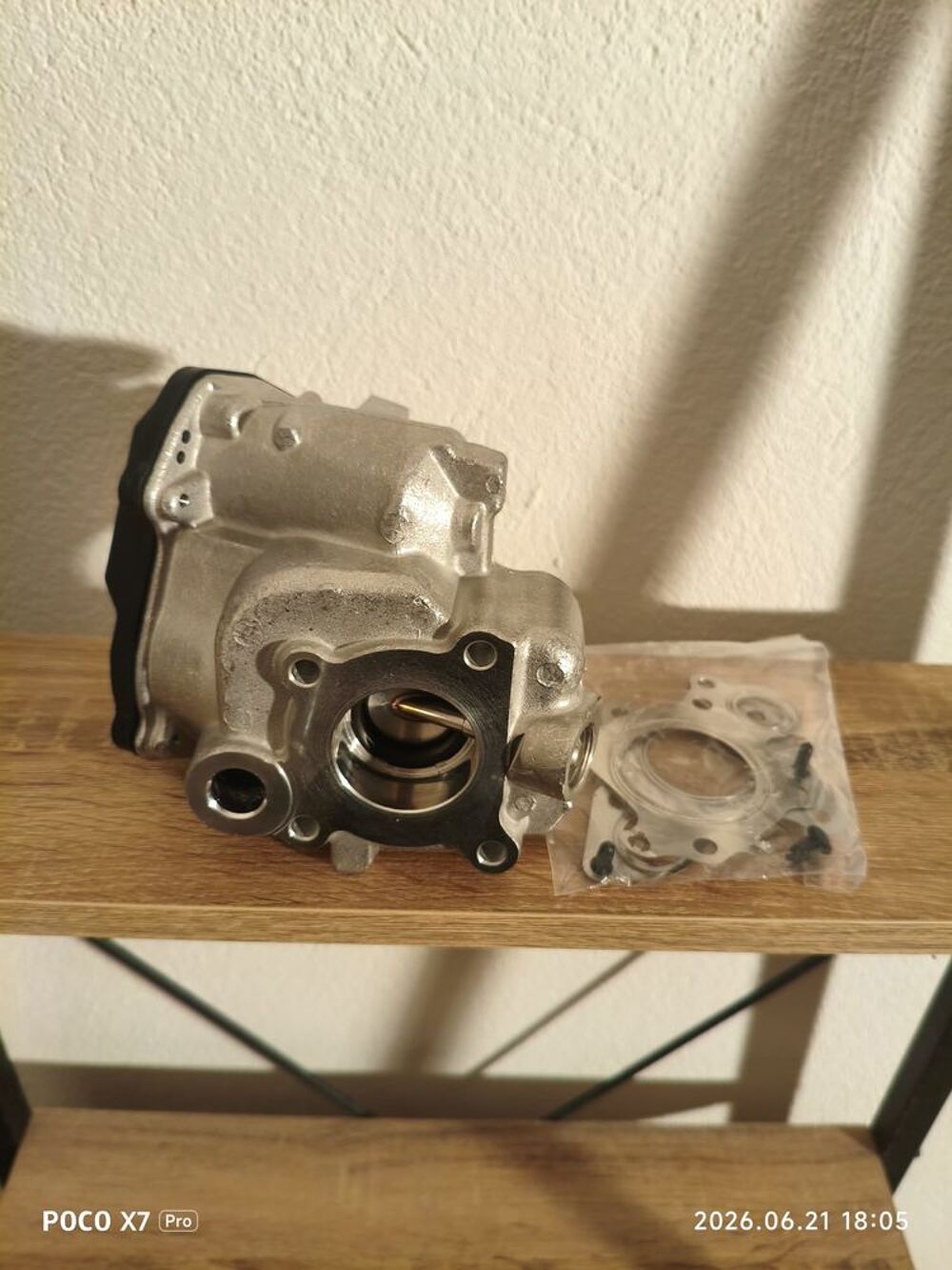 Vanne EGR &Eacute;lectrique NTK (NGK) - Neuve pour Mercedes Moteur Bricolage