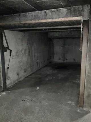  Parking / Garage � vendre 18 m�