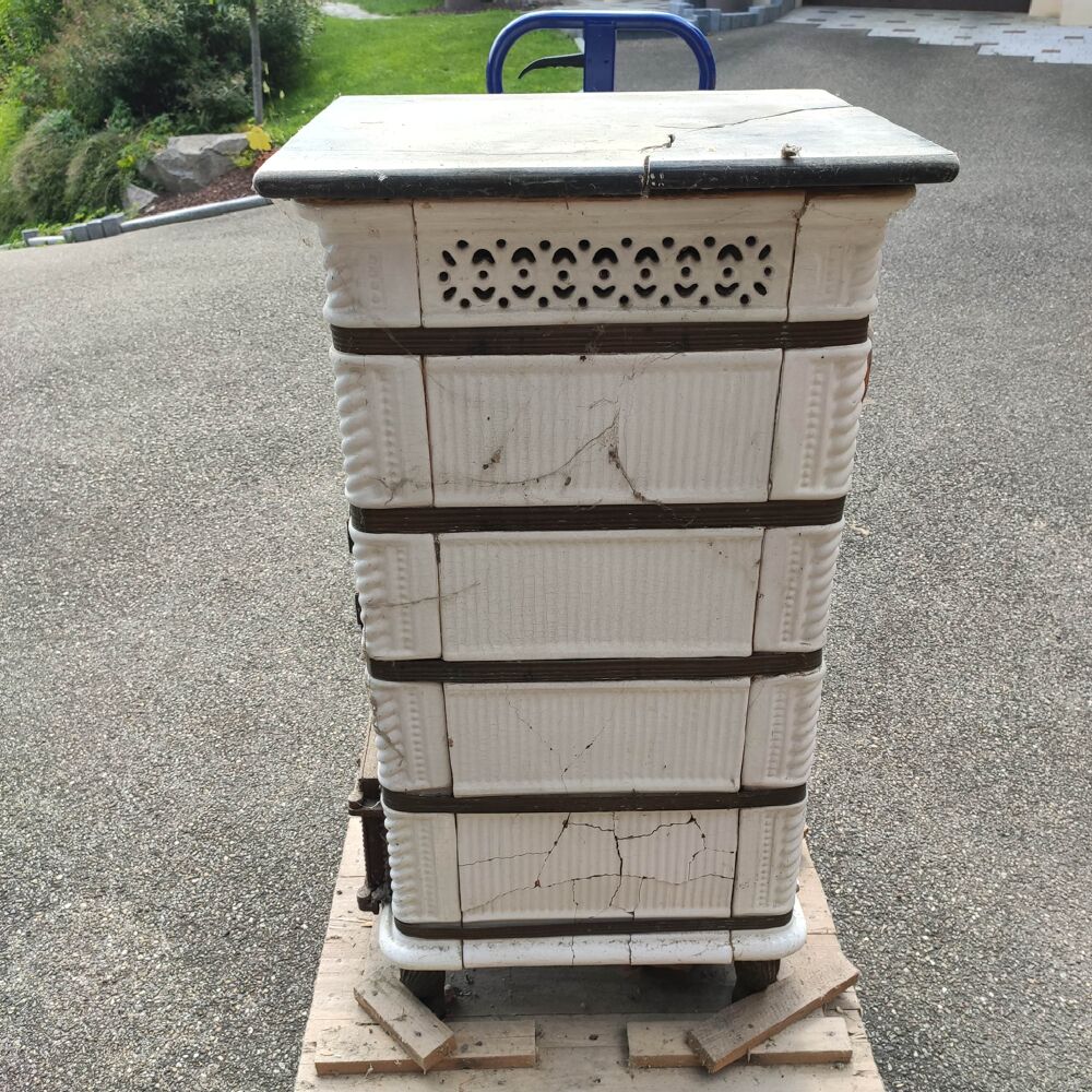 Po&ecirc;le &agrave; bois alsacien blanc Bricolage