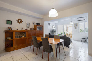  Appartement � vendre 5 pi�ces 142 m� Marseille