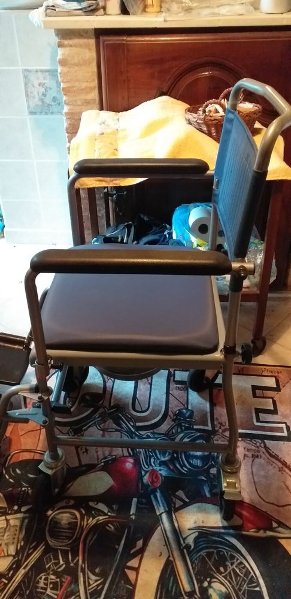 fauteuil pour personnes avec un endicape Meubles