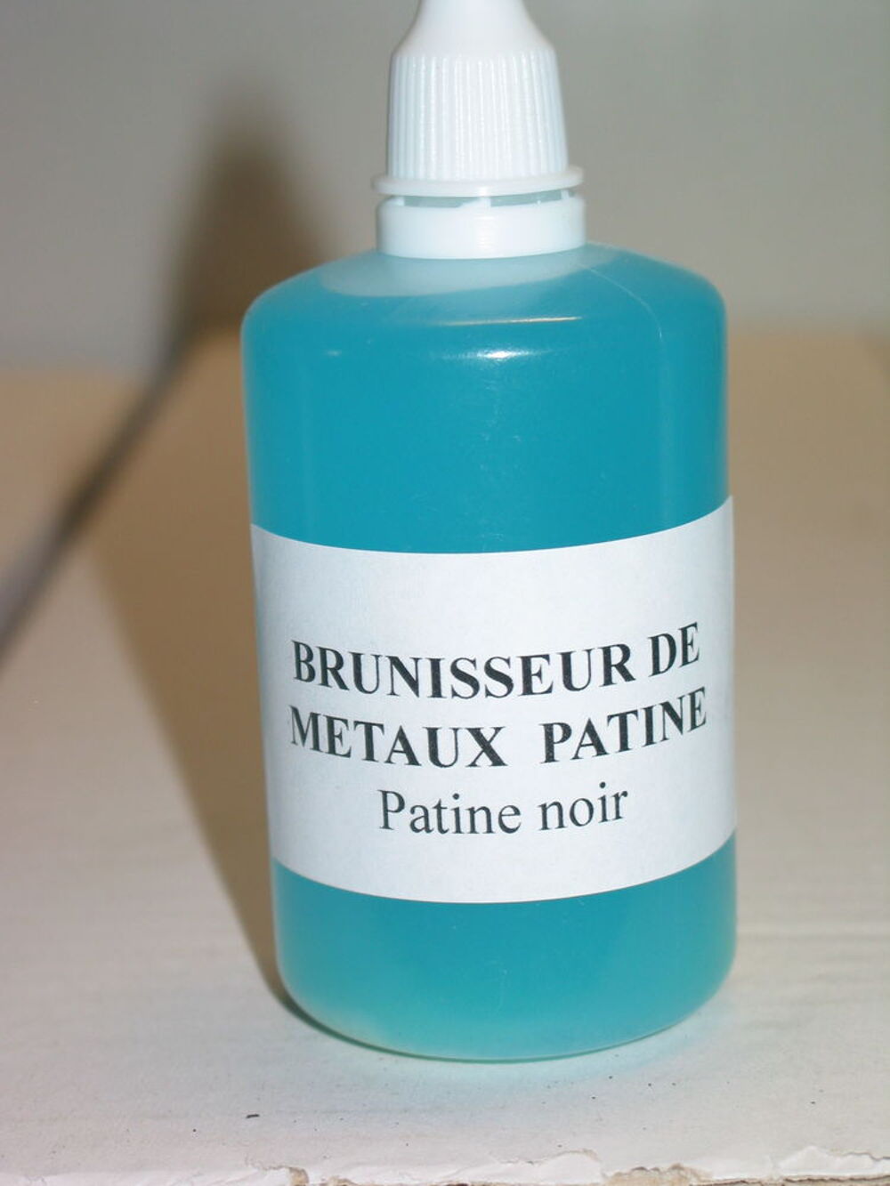 BRUNISSEUR PATINE POUR METAUX 200 ml.
Ce kit patine + bruni Décoration