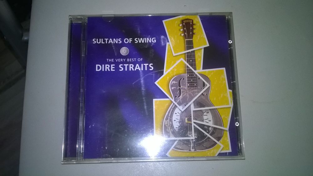 CD Sultans Of Swing 
Dire Straits 
1998
Excellent etat CD et vinyles