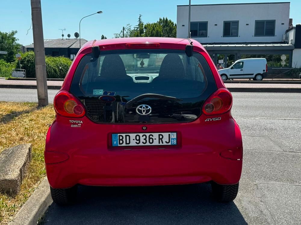 Aygo 1.0 VVT-i Silk 2007 occasion 94000 Cr&eacute;teil