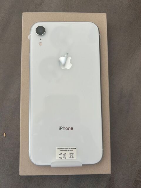IPHONE XR 140 Mesnard-la-Barotire (85)