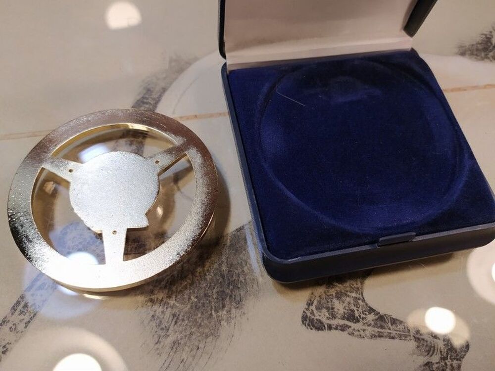 M&eacute;daille Automobile Club de L'Ouest A.C.O 24 Le Mans 