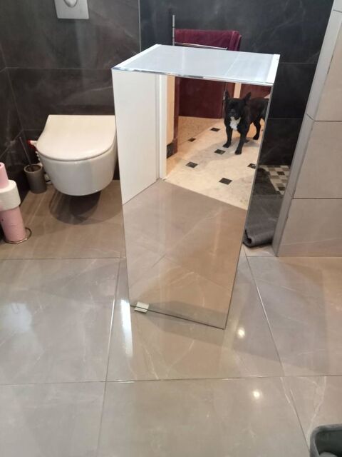 Armoire rangement salle de bain.
60 Avignon (84)