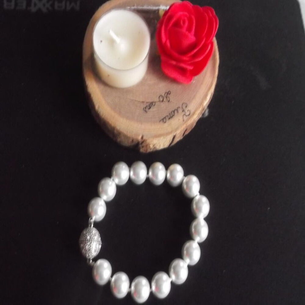Bracelets de perles avec perles diam&egrave;tre 12mm avec fermeture Bijoux et montres