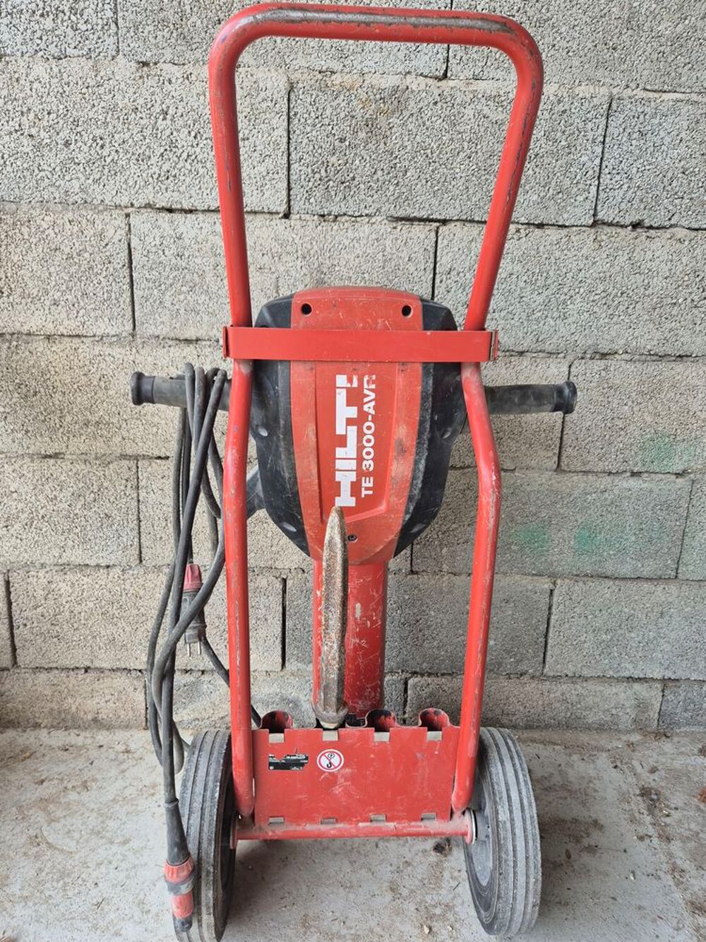 Marteau piqueur TE 3000 AVR Bricolage