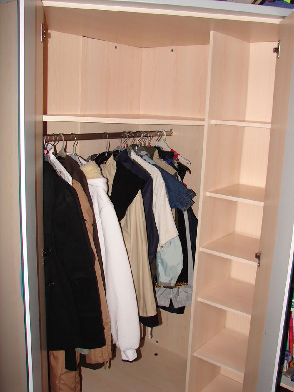 Armoire de chambre d'angle Luna Meubles
