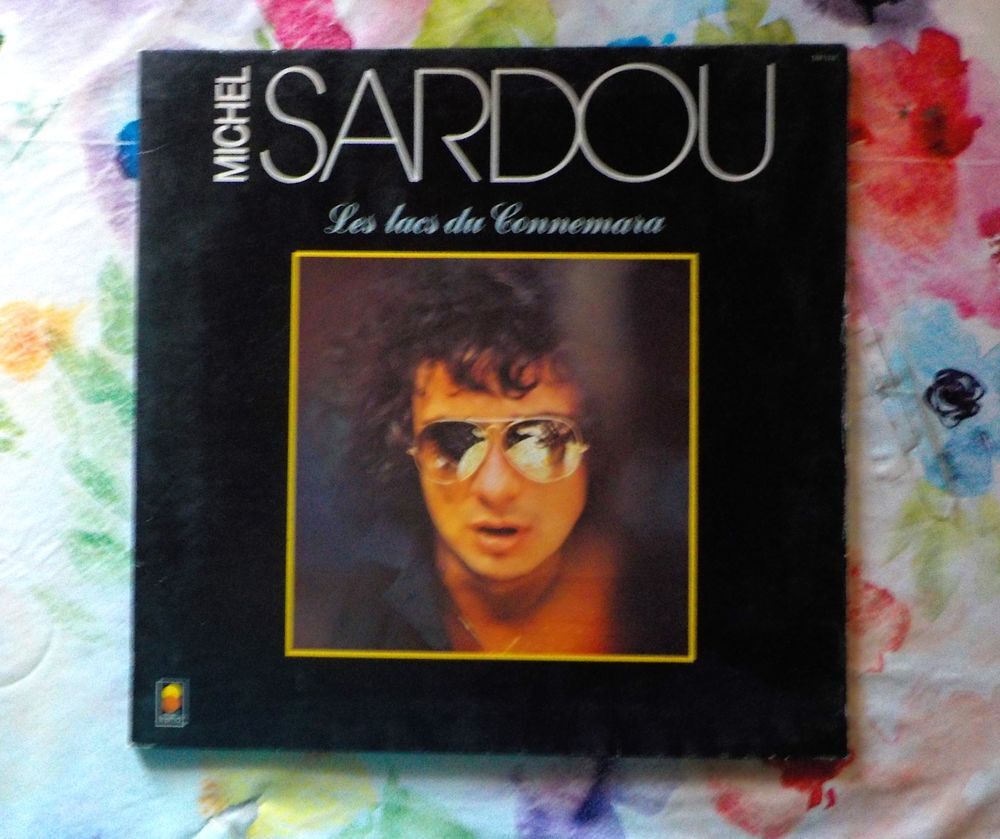 VYNIL 33T MICHEL SARDOU Album "LES LACS DU CONNEMARA" CD et vinyles
