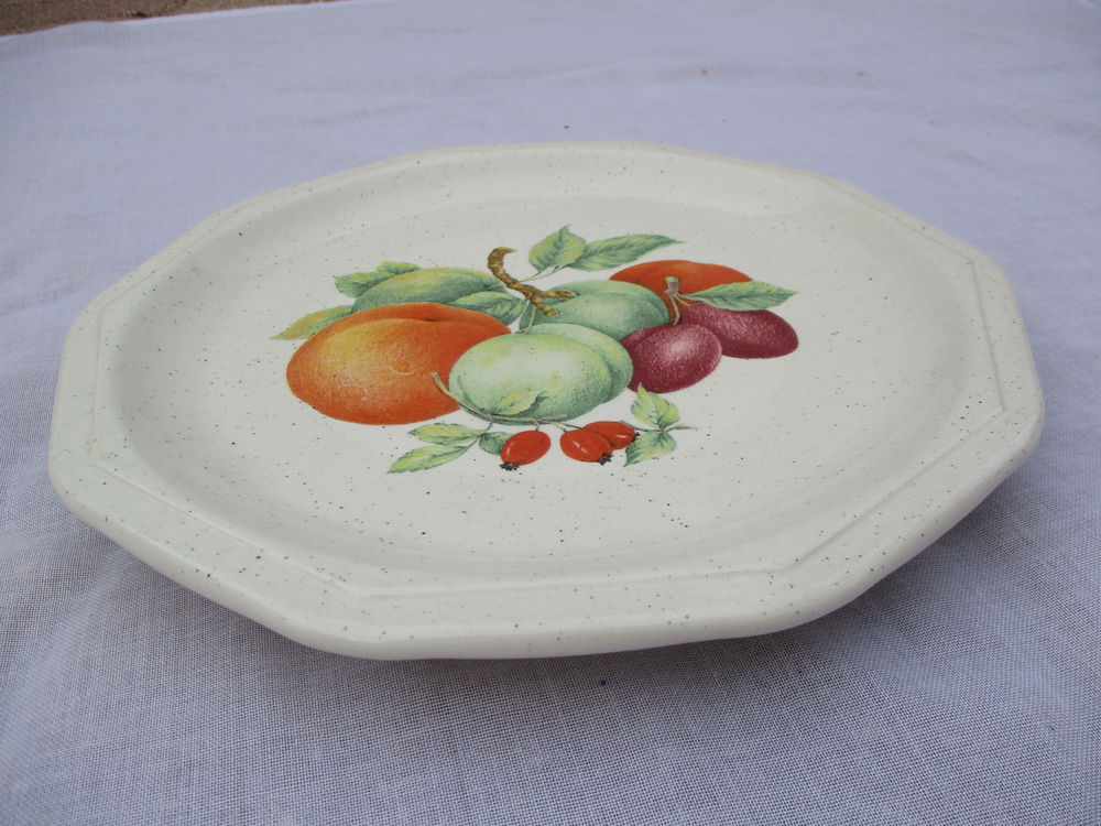 Assiette D&eacute;cagonale de 25 cm - Vintage 