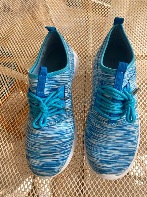 Sneakers femme, neuf 5 Aix-en-Provence (13)