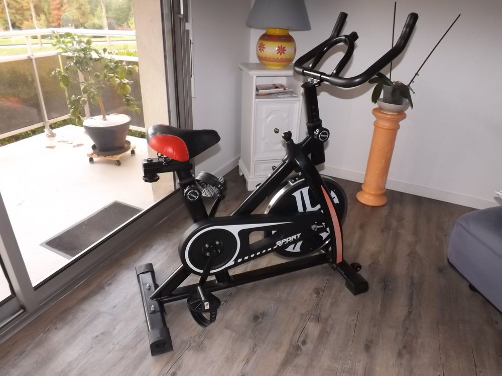 V&eacute;lo d'appartement Sports