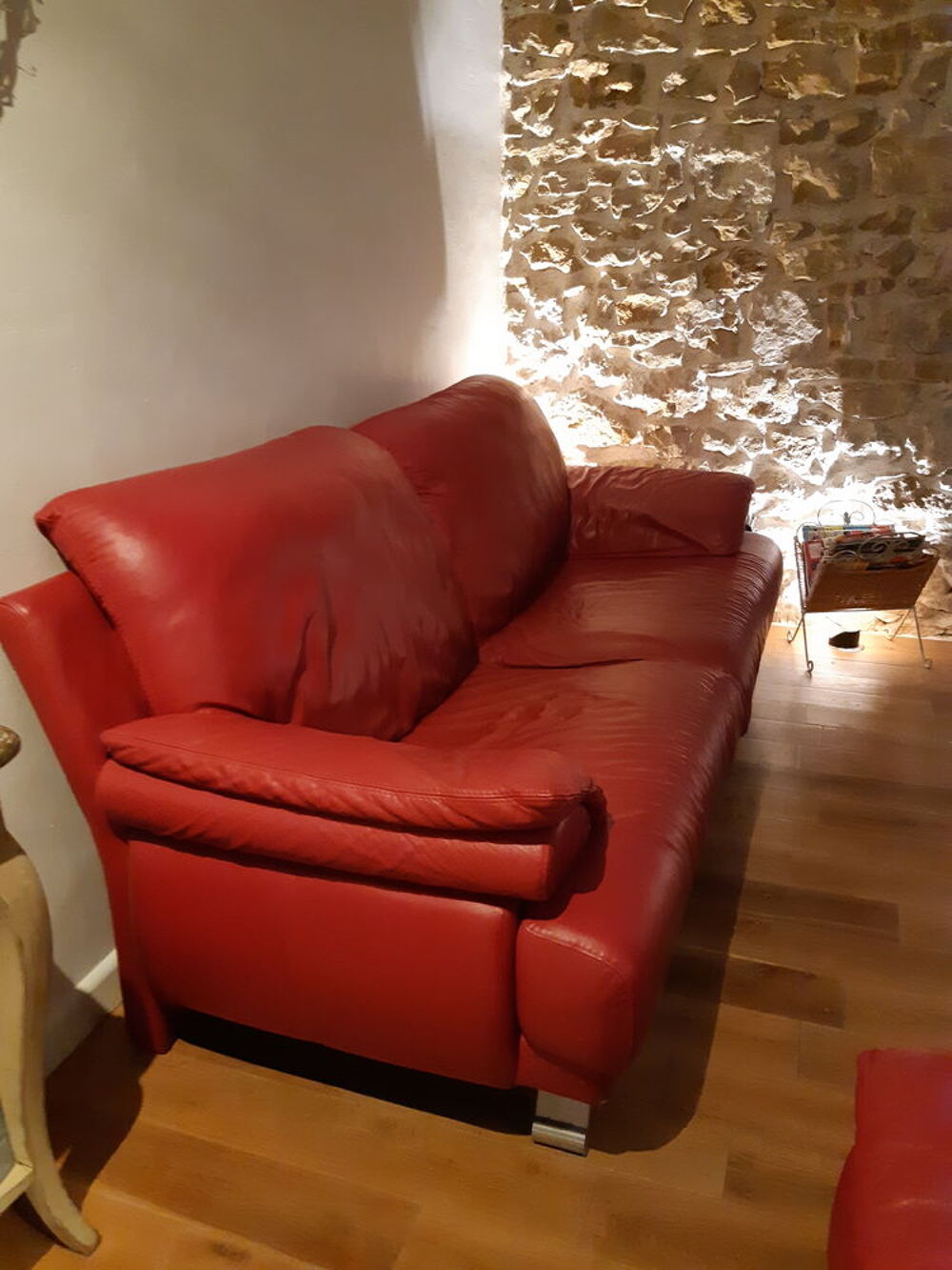 2 Canap&eacute;s cuir rouge 2 et 3 places Meubles