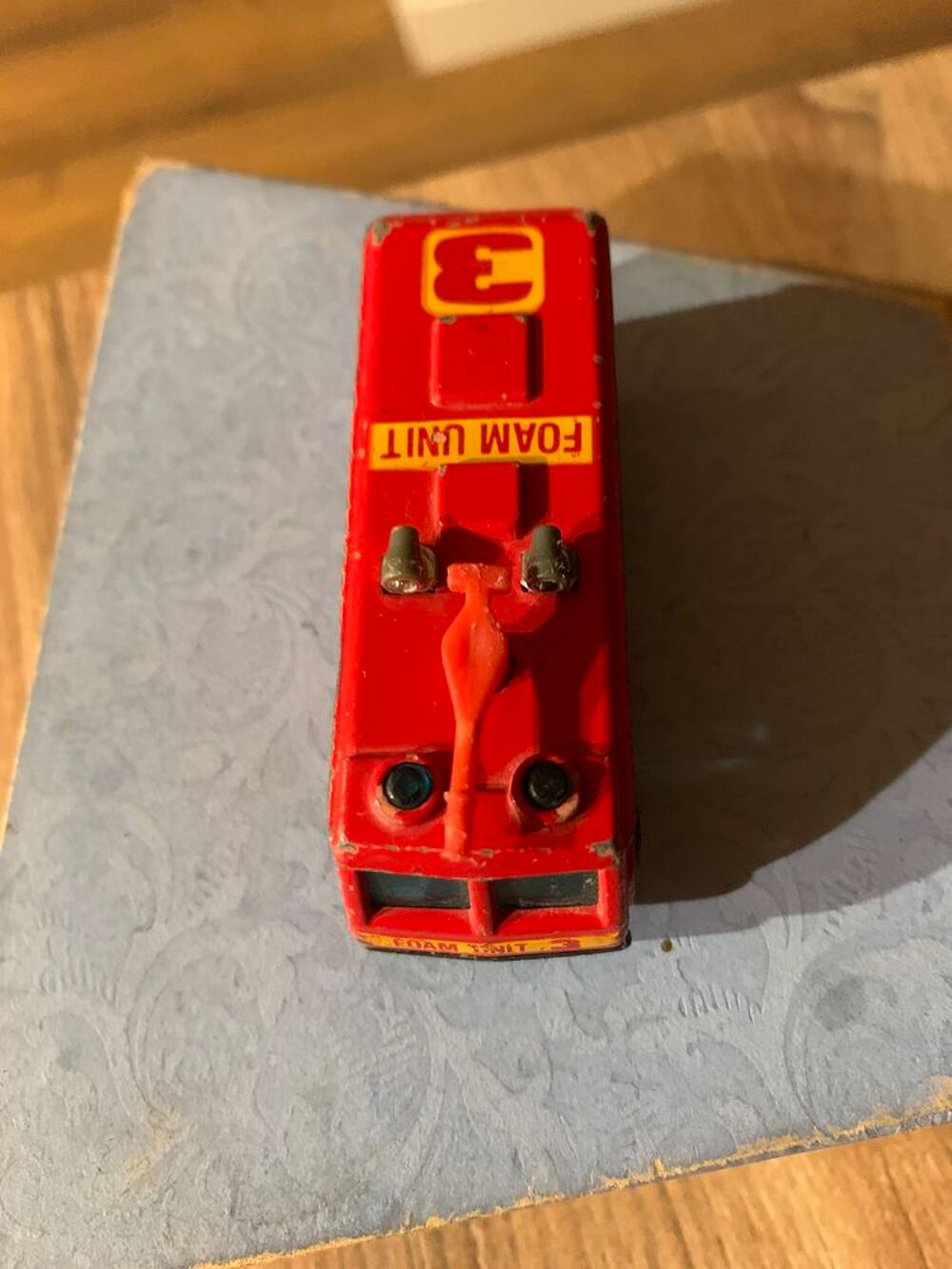 Jouet v&eacute;hicule miniature Matchbox Camion pompier command v Jeux / jouets