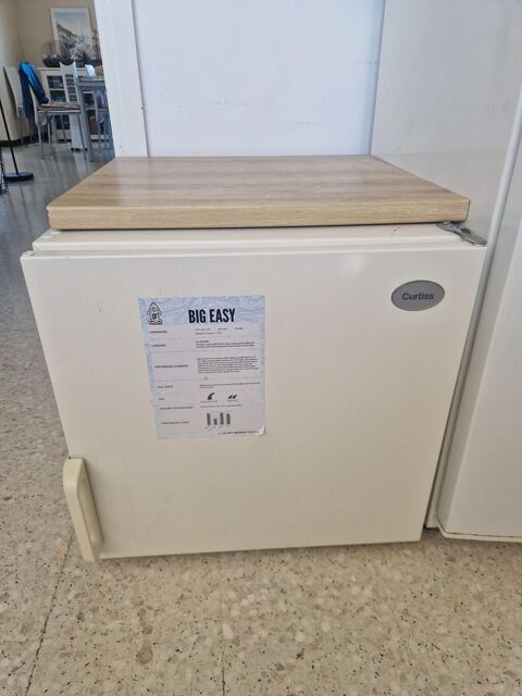 Petit conglateur d'appoint 205 litres 40 Bziers (34)