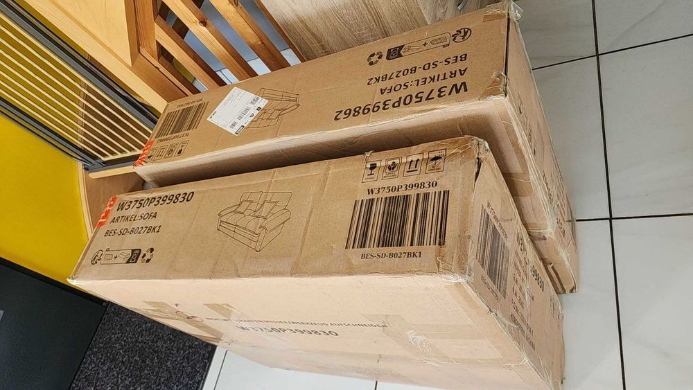 Canap&eacute; 2 places en chenille €" NEUF €" Jamais utilis&eacute; €" 319€ Meubles