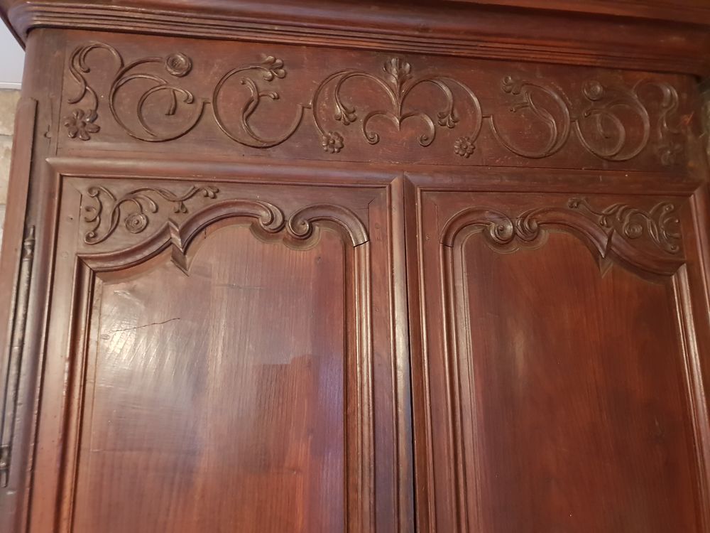 Armoire de Mariage meuble ancien 18 eme siecle en chene mass Meubles