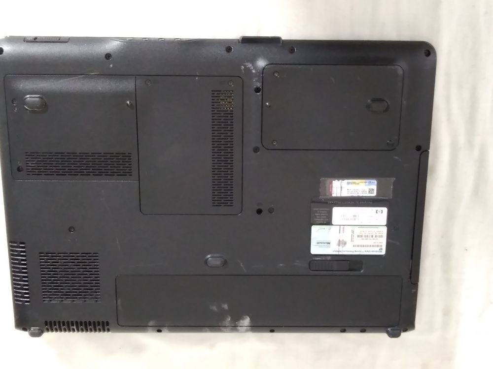 PC Portable HP Pavilion DV 9500 Matériel informatique