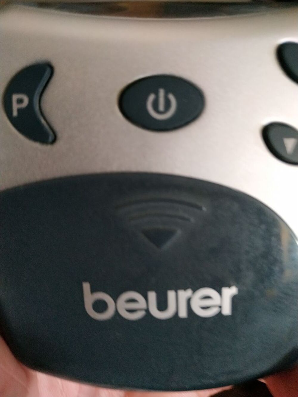 Ceinture d'&eacute;lectrostimulation BEURER comme neuve Sports