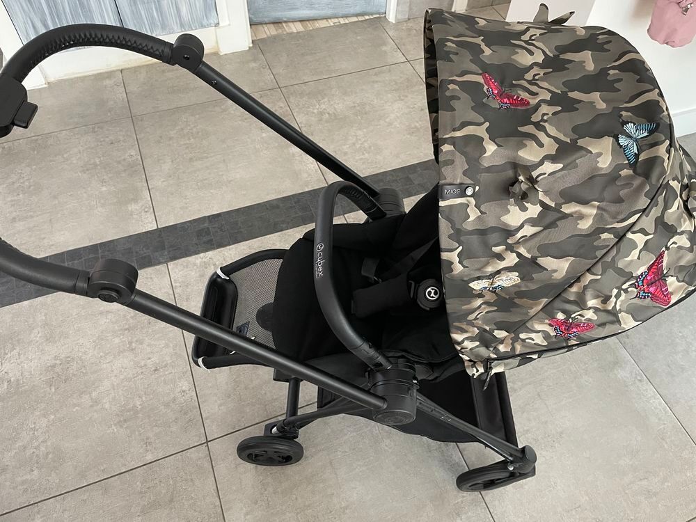 Poussette Cybex Mios Butterflay fille / gar&ccedil;on Puériculture