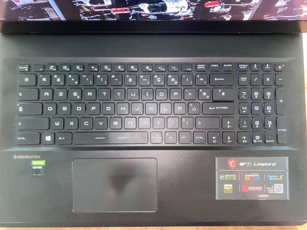 msi l&eacute;opard gp76 10ue + souris + casque + webcam Matériel informatique