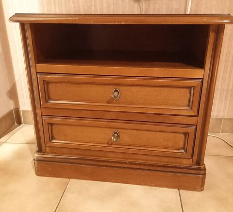 2   Tables de chevet 200 Bziers (34)