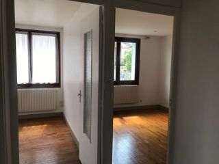  Appartement � louer 2 pi�ces 55 m�
