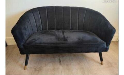 canap�  velours noir 130 La Celle-Saint-Cloud (78)