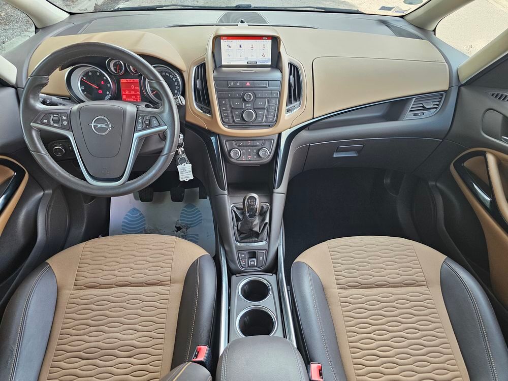 Zafira Tourer 1.6 CDTI 136 ch Start/Stop Cosmo 2014 occasion 34690 Fabr&egrave;gues