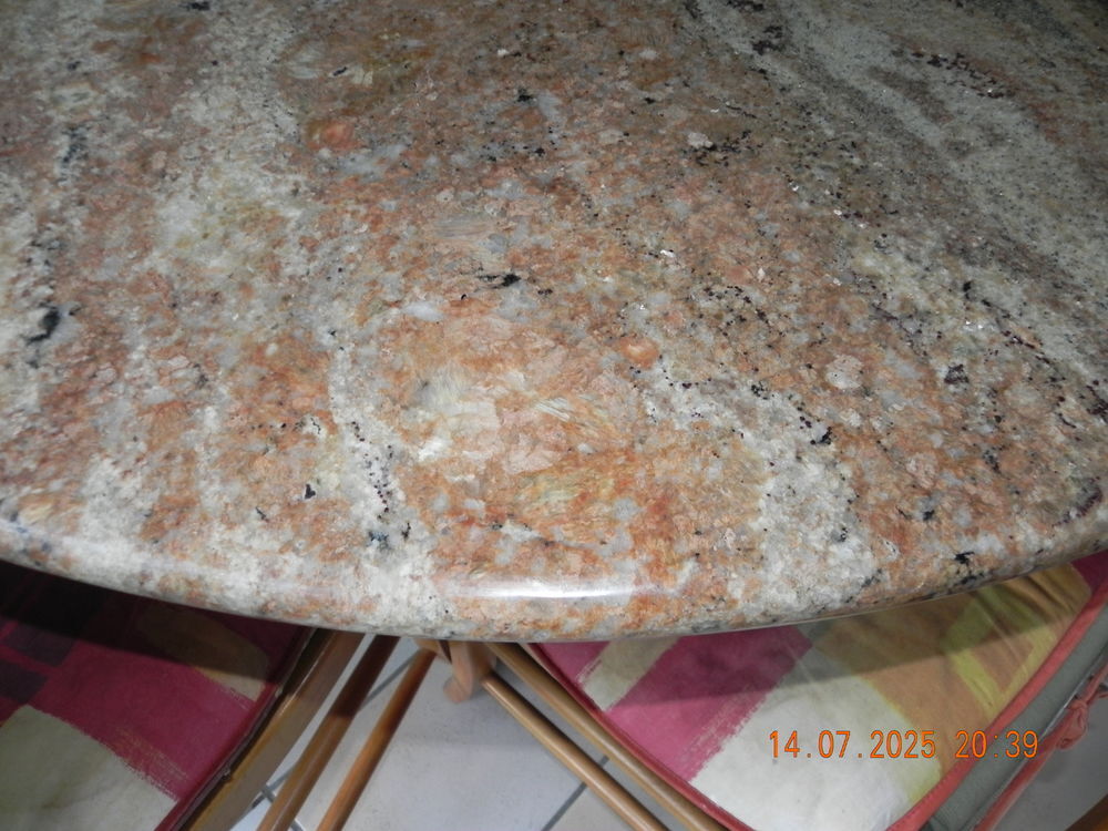 table granit Meubles