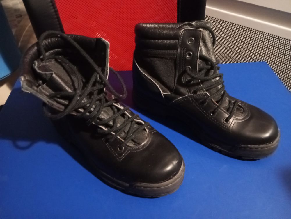 chaussures montantes bottines boots riep Chaussures