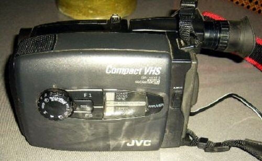 camescope JVC VHSC GR-AX15S &agrave; reparer Photos/Video/TV
