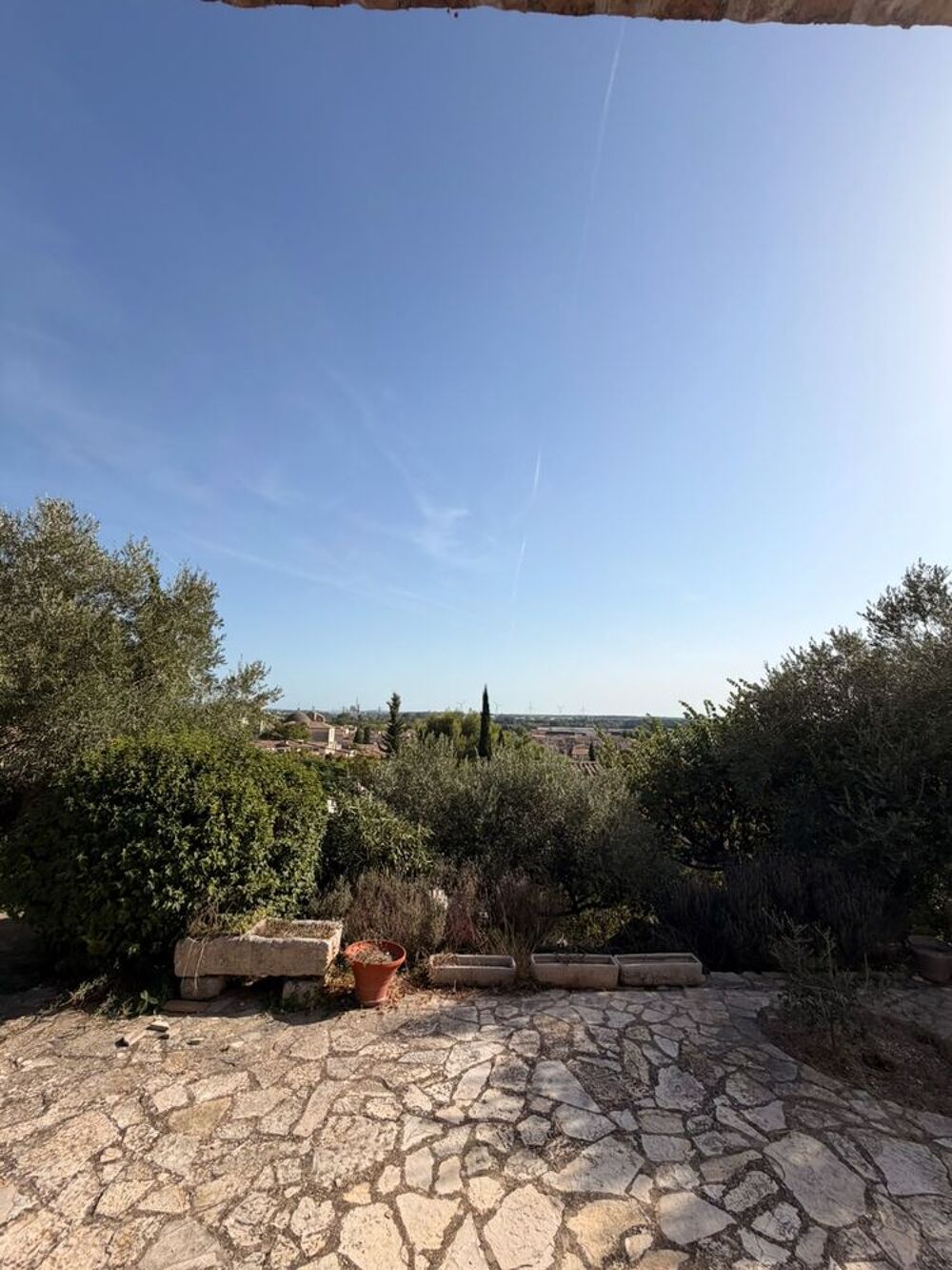 Vente Maison Maison sur jardin avec vue sur Beaucaire. Beaucaire