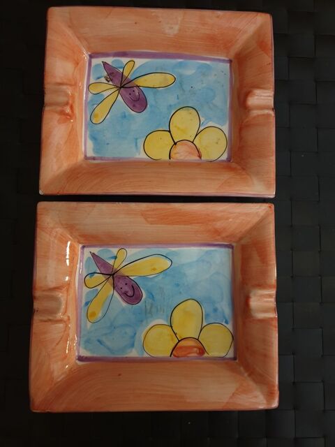 Lot de 2 Cendriers ou vide-poches en céramique, 18 cmx15 cm 4 Voisins-le-Bretonneux (78)