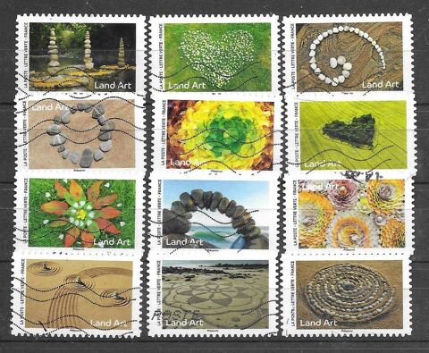 lot de 12 timbres des  le no 2375 de 2024 Maubeuge (59)