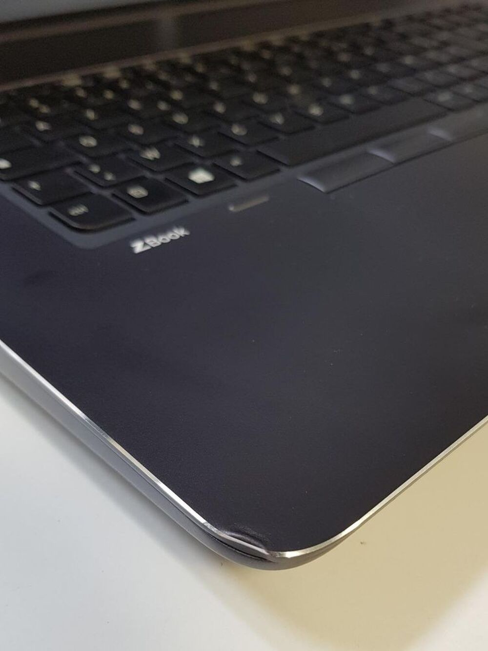 HP ZBook G3 17" Core i5-6440HQ 2,6 GHz - SSD 256 Go + HDD 50 Matériel informatique