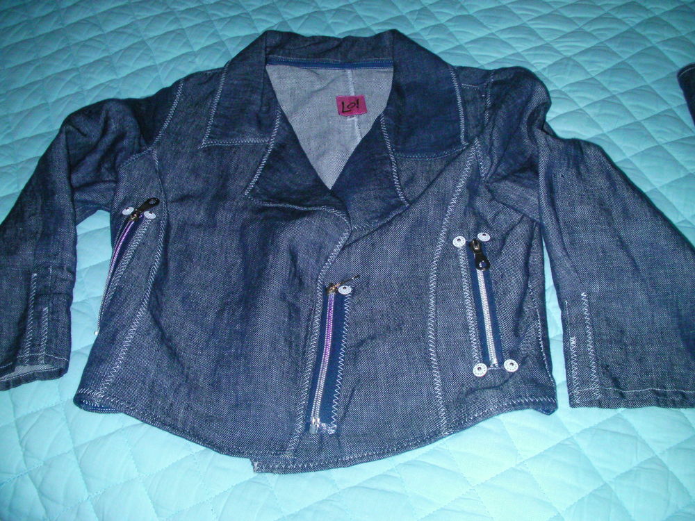 ENSEMBLE FEMME BLOUSON et PANTACOURT LO Vêtements