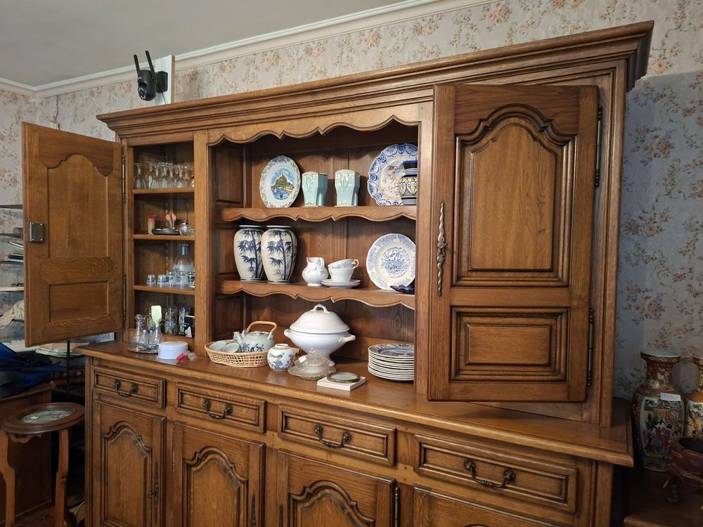 Buffet vaisselier double en ch&ecirc;ne massif Meubles
